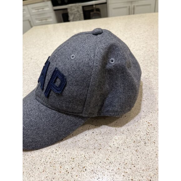 GAP Wool Blend Baseball Hat Elastic Back Adjustable Cap Gray One Size Nice - Picture 4 of 8